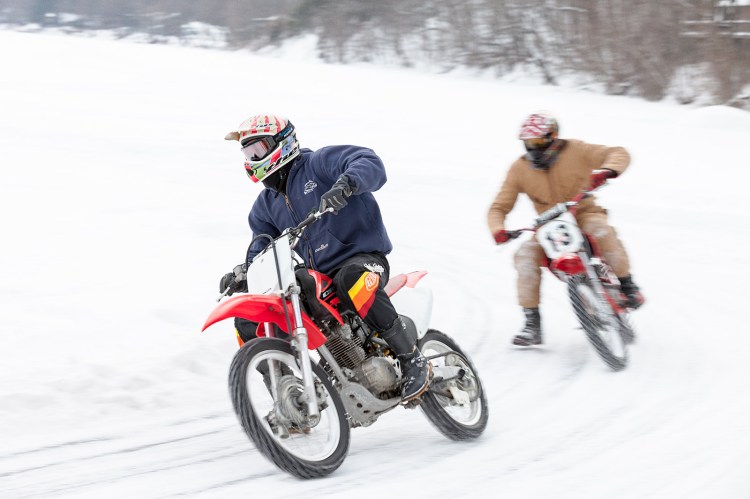 15_0207_IceRacing_057A