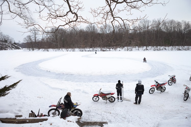 15_0207_IceRacing_123A